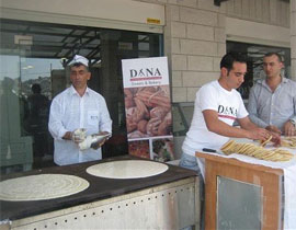 بيت لحم تستعد لدخول جينيس بقرص قطايف يزن 50 كيلوغرام صورة رقم 2