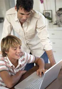 والد يفاجئ ابنه بمجموعة نصائح على فيسبوك في عيد ميلاده! صورة رقم 2 والد يفاجئ ابنه بمجموعة نصائح على فيسبوك في عيد ميلاده! صورة رقم 2