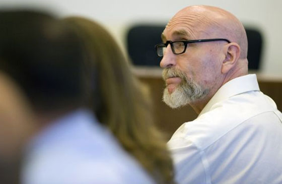 تأخر في دفع الرسوم الشهرية فكانت النتيجة جثة ابنته في الثلاجة  صورة رقم 4