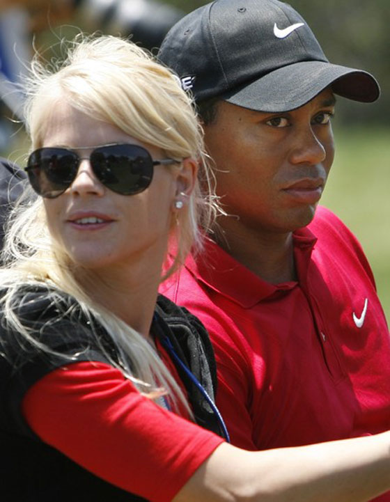 لاعب الغولف الشهير تايجر وودز ينفصل عن زوجته رسمياً!  صورة رقم 11
