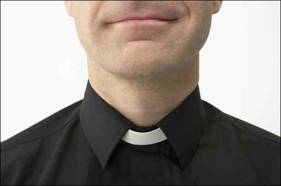 فضيحة جديدة: قس الماني يغتصب فتاة (14 عاماً) مرتين!! صورة رقم 1