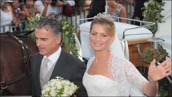 صور من حفل زفاف الأمير اليوناني اللعوب على حبيبته الشقراء  صورة رقم 16