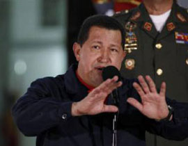 تشافيز يسخر من اشاعة اصابته بالسرطان ويصف اعدائه بـ