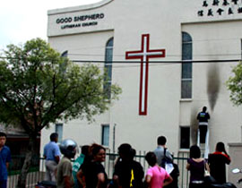 راعي كنيسة صومالي يتعرض لاعتداء لارتداده عن الإسلام! صورة رقم 1