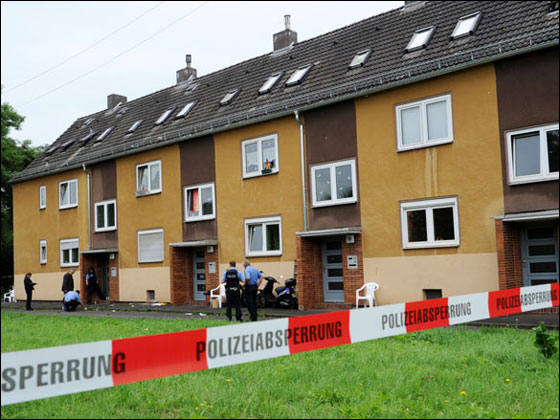 لعبة أطفال تشبه المسدس الحقيقي تدخله المستشفى بحالة حرجة! صورة رقم 5 لعبة أطفال تشبه المسدس الحقيقي تدخله المستشفى بحالة حرجة! صورة رقم 5