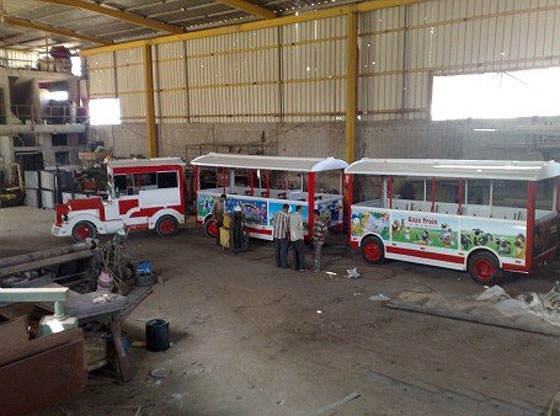 في غزة.. يصنعون قطار الأمل الذي سيربطهم بباقي فلسطين صورة رقم 5 في غزة.. يصنعون قطار الأمل الذي سيربطهم بباقي فلسطين صورة رقم 5