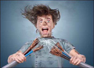 عاقب ابنته صعقا بالكهرباء لانها سرقت عمها! صورة رقم 1