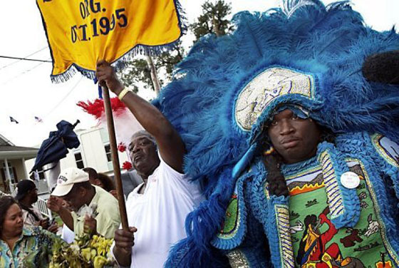 أوباما يزور لويزيانا بطائرة مروحية لإحياء ذكرى كاترينا  صورة رقم 15