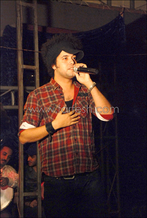 الأخ غير الشرعي لميريام فارس في حفل الجريني     صورة رقم 10