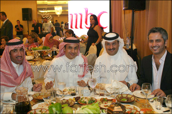 مسلسلات اون لاين في افطار نجوم باب الحارة وزهرة وأزواجها والقعقاع! صورة رقم 13 مسلسلات اون لاين في افطار نجوم باب الحارة وزهرة وأزواجها والقعقاع! صورة رقم 13