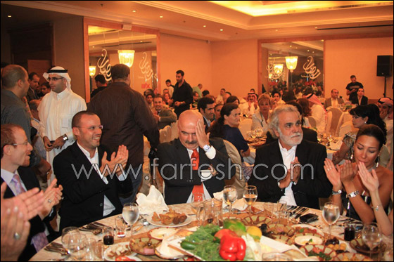 مسلسلات اون لاين في افطار نجوم باب الحارة وزهرة وأزواجها والقعقاع! صورة رقم 1 مسلسلات اون لاين في افطار نجوم باب الحارة وزهرة وأزواجها والقعقاع! صورة رقم 1