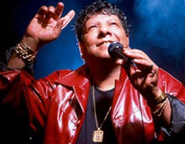 قريبا.. شعبولا يقيم حفل زفاف لزوجته لأنه نسي زفافهما!! صورة رقم 2 قريبا.. شعبولا يقيم حفل زفاف لزوجته لأنه نسي زفافهما!! صورة رقم 2