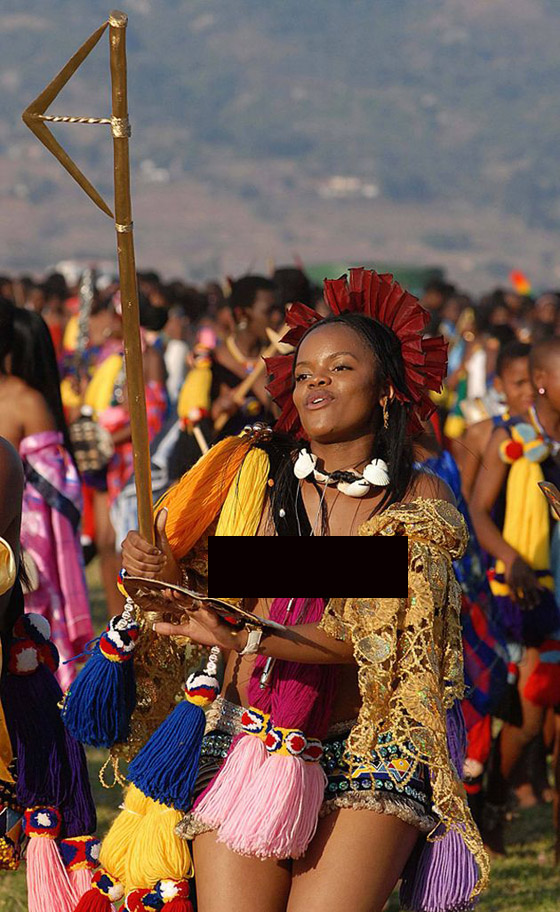 الملك مسواتي الثالث يقترن بزوجته الـ 13!!        صورة رقم 5