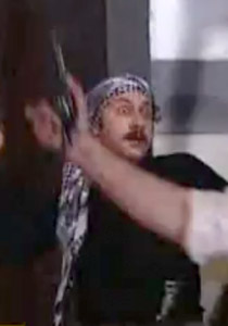 مسلسلات اون لاين يفاجئكم وينقل لكم أحداث الحلقتين 25 و 26 من باب الحارة صورة رقم 2