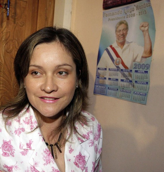 فضيحة ثالثة.. امرأة تنسب أبوة طفها لرئيس البرغواي  صورة رقم 5