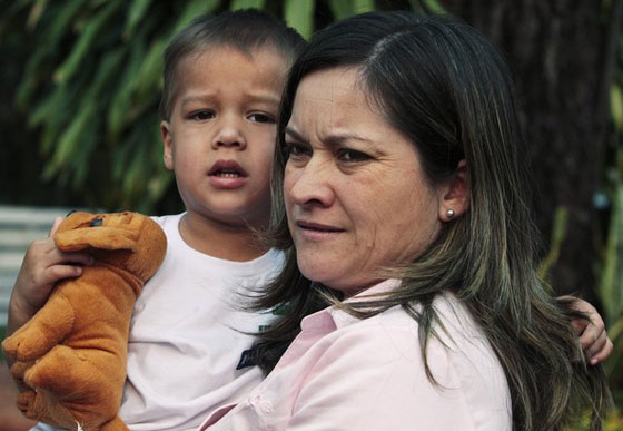 فضيحة ثالثة.. امرأة تنسب أبوة طفها لرئيس البرغواي  صورة رقم 7