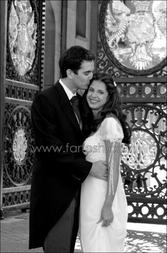 بالصور.. أزمة البكيني والخمر والالحاد التي أثارتها ابنة البرادعي! صورة رقم 9 بالصور.. أزمة البكيني والخمر والالحاد التي أثارتها ابنة البرادعي! صورة رقم 9