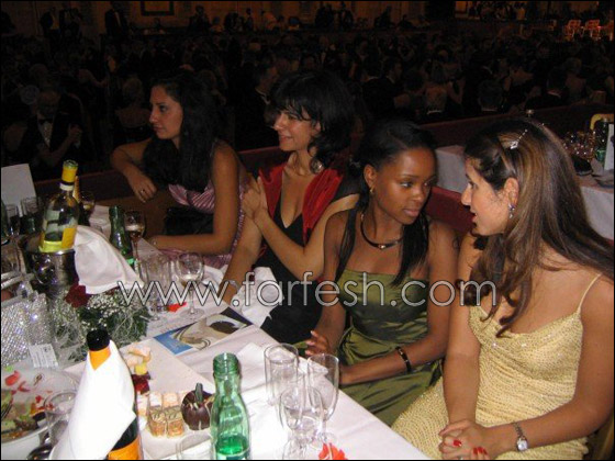 بالصور.. أزمة البكيني والخمر والالحاد التي أثارتها ابنة البرادعي! صورة رقم 26 بالصور.. أزمة البكيني والخمر والالحاد التي أثارتها ابنة البرادعي! صورة رقم 26