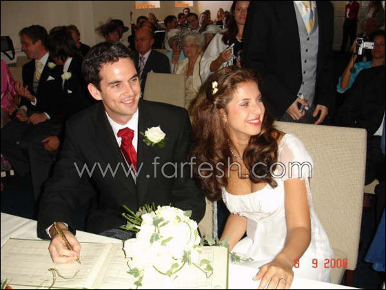 بالصور.. أزمة البكيني والخمر والالحاد التي أثارتها ابنة البرادعي! صورة رقم 5 بالصور.. أزمة البكيني والخمر والالحاد التي أثارتها ابنة البرادعي! صورة رقم 5