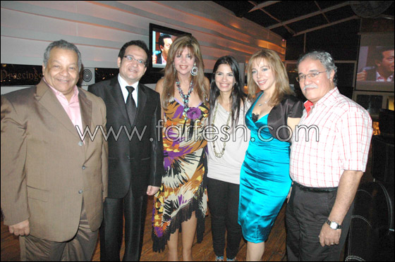 بالصور.. سحور رمضاني يضم مجموعة كبيرة من الفنانين  صورة رقم 5