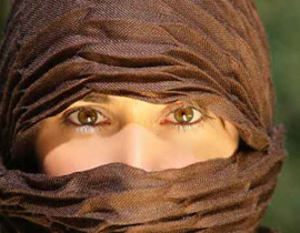 فتاة خليجية مطلوبة منذ خمسة أعوام من الإنتربول الدولي صورة رقم 1 فتاة خليجية مطلوبة منذ خمسة أعوام من الإنتربول الدولي صورة رقم 1