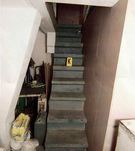 ضحية اختطاف الـ8 أعوام تتخطى معانتها بسيرتها الذاتيه!  صورة رقم 3