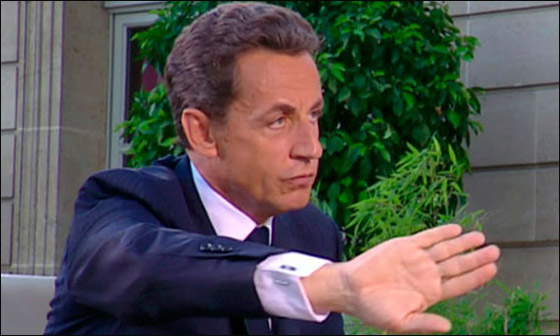 ساركوزي يتعرض لـ