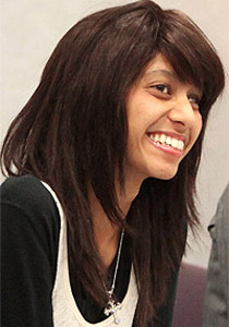 السلطات الأمريكية منحت مرتدة عن الاسلام  اقامة في الولايات المتحدة! صورة رقم 1