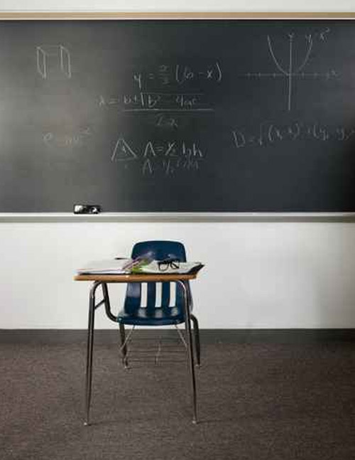 8 مدارس بين 9 تبقى خالية طوال اليوم في بريطانيا!!  صورة رقم 1