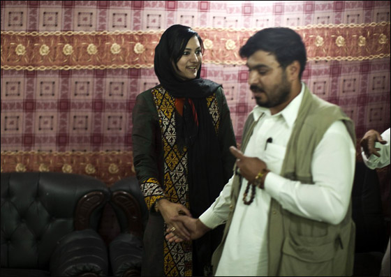 الأفغانيات المرشحات للانتخابات البرلمانية يواجهن التهديدات!! صورة رقم 7 الأفغانيات المرشحات للانتخابات البرلمانية يواجهن التهديدات!! صورة رقم 7