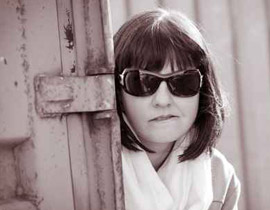 مريضة تطارد طبيبا منذ 10 اعوام لعشقها له! صورة رقم 1 مريضة تطارد طبيبا منذ 10 اعوام لعشقها له! صورة رقم 1