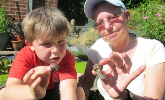 افضل عالمة هاوية لعام 2010.. مقتفية آثار الحلزون!!        صورة رقم 4