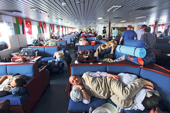 اثنان من الناجين من اسطول الحرية في الطريق الى غزة من جديد صورة رقم 4 اثنان من الناجين من اسطول الحرية في الطريق الى غزة من جديد صورة رقم 4