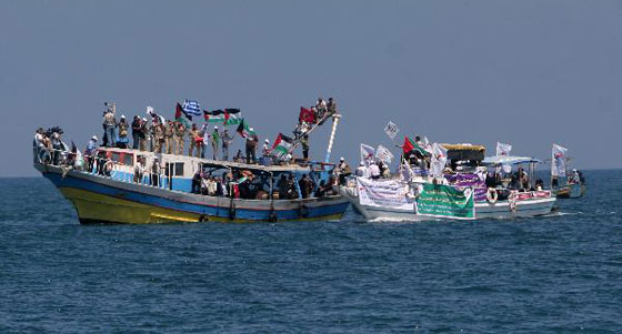 اثنان من الناجين من اسطول الحرية في الطريق الى غزة من جديد صورة رقم 5 اثنان من الناجين من اسطول الحرية في الطريق الى غزة من جديد صورة رقم 5