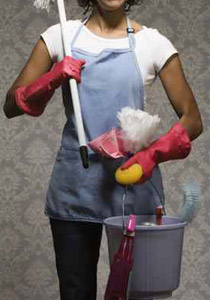 كويتي يكتشف أن خادمته كويتي يكتشف أن خادمته