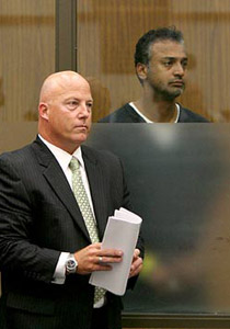 ادانة كوميدي امريكي بتهمة الشروع بقتل صديقته! صورة رقم 1 ادانة كوميدي امريكي بتهمة الشروع بقتل صديقته! صورة رقم 1