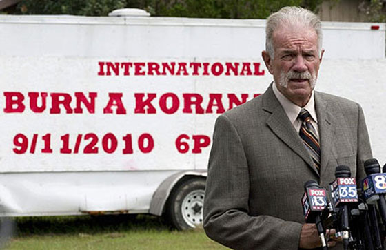 ثمن حماية الداعي بإحراق القرآن.. 180 ألف دولار!!  صورة رقم 8