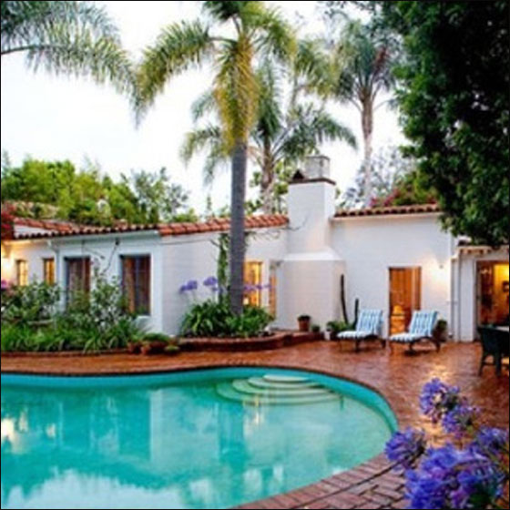 بيع منزل مارلين مونرو مقابل 4 ملايين دولار! صورة رقم 1 بيع منزل مارلين مونرو مقابل 4 ملايين دولار! صورة رقم 1