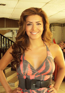 أمل بوشوشة تعترف: كيمياء خاصة نشأت بيني وبين جمال سليمان!! صورة رقم 2 أمل بوشوشة تعترف: كيمياء خاصة نشأت بيني وبين جمال سليمان!! صورة رقم 2