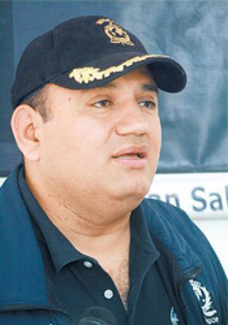 يطلق النار على القفل لفتح باب غرفته في الفندق!! صورة رقم 2 يطلق النار على القفل لفتح باب غرفته في الفندق!! صورة رقم 2