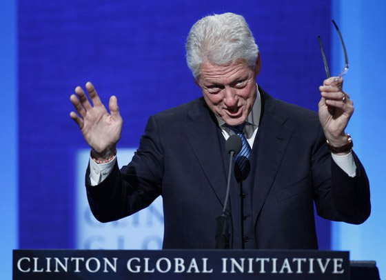 بيل كلينتون يحصل على 291 تعهد لمعالجة المحن العالمية!!        صورة رقم 7