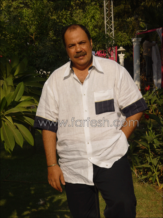 النجوم يدافعون عن ارتدائهم ملابس النساء في أعمالهم! صورة رقم 4 النجوم يدافعون عن ارتدائهم ملابس النساء في أعمالهم! صورة رقم 4