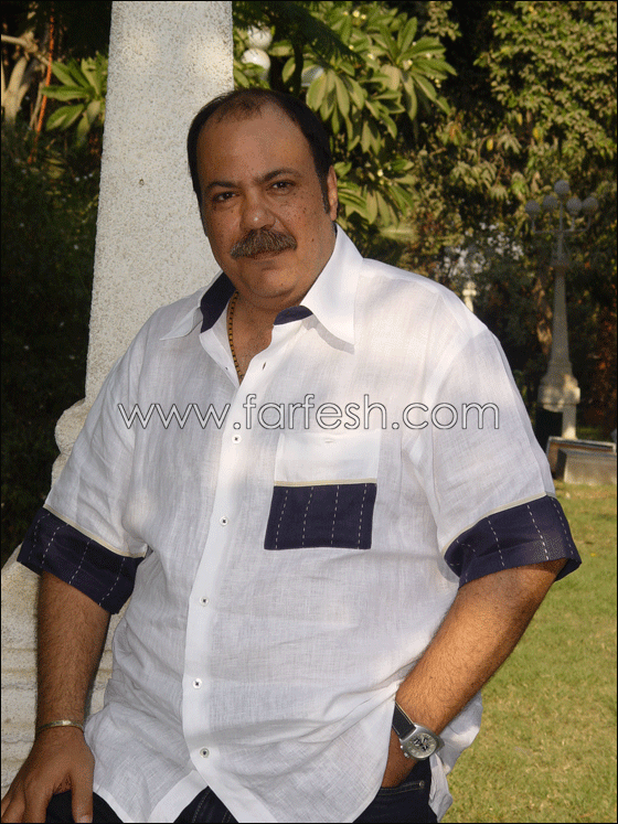 النجوم يدافعون عن ارتدائهم ملابس النساء في أعمالهم! صورة رقم 6 النجوم يدافعون عن ارتدائهم ملابس النساء في أعمالهم! صورة رقم 6