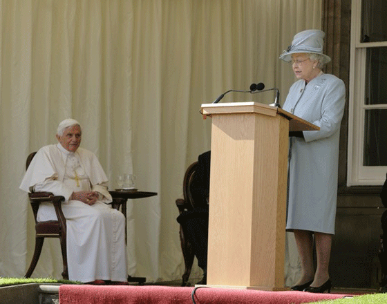 الحكومة البريطانية ترفض طلب ملكة البلاد في تدفئة القصور!  صورة رقم 3