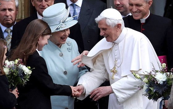 الحكومة البريطانية ترفض طلب ملكة البلاد في تدفئة القصور!  صورة رقم 9