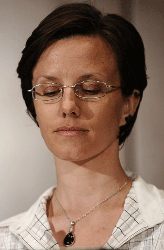 امريكية تلتقي الرئيس الايراني وتطالبه بإطلاق سراح خطيبها  صورة رقم 9