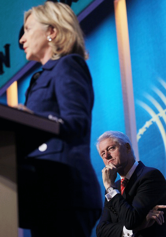 اوباما لكلينتون: حتى الآن لا اعلم كيف اقنعت ميشيل بالزواج بي  صورة رقم 7