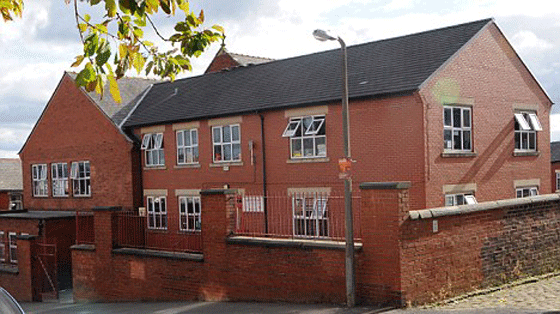 مدرسة للروم الكاثوليك تتحول للإسلام بـ 97% طالب مسلم!  صورة رقم 3