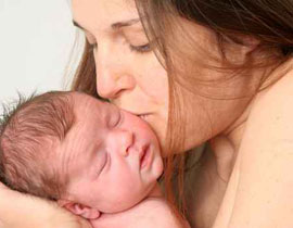 عاقر تدفع 40 الف جنيه مقابل الحصول على طفل!! صورة رقم 2