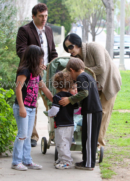 المطالبة بسحب رخصة الطبيب الذي زرع 14 جنينا في رحم أم الثمانية! صورة رقم 12 المطالبة بسحب رخصة الطبيب الذي زرع 14 جنينا في رحم أم الثمانية! صورة رقم 12